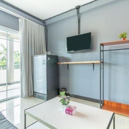 Oyo 75305 T Park Pak Chong Hotel Му Си Екстериор снимка